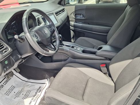 Used 2021 Honda HR-V Sport image 9