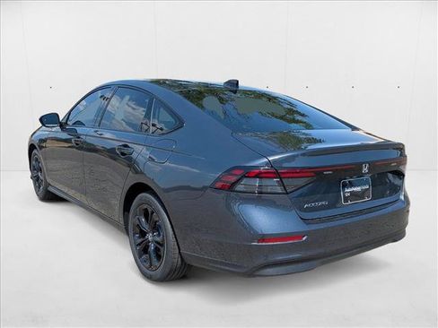 New 2025 Honda Accord SE image 7