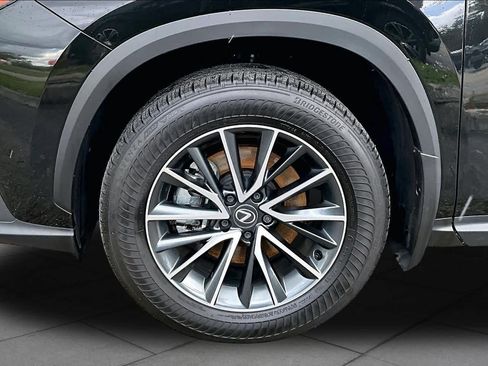 Used 2025 Lexus NX 350 AWD w/ Premium Package image 11