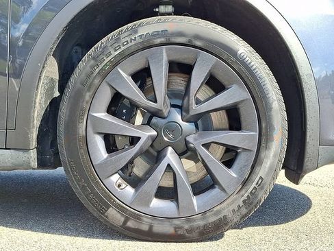 Used 2024 Tesla Model X AWD/4WD image 8