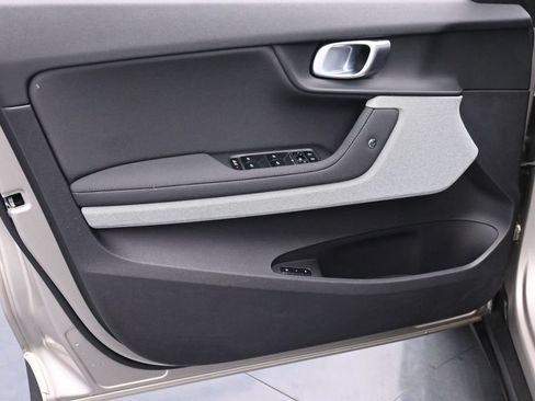 Used 2024 Polestar Polestar 2 AWD/4WD image 9