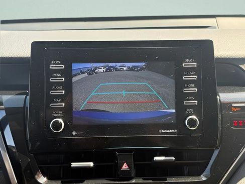 Used 2023 Toyota Camry SE FWD image 11