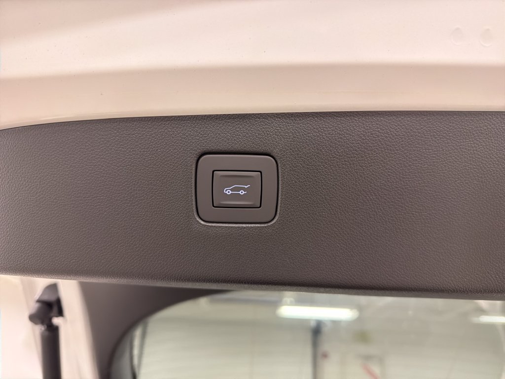 New 2026 Buick Envista Sport Touring w/ Convenience I Package FWD image 19