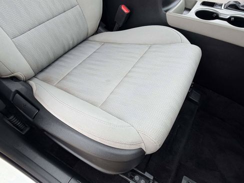 Used 2020 Kia Sportage LX AWD/4WD image 30