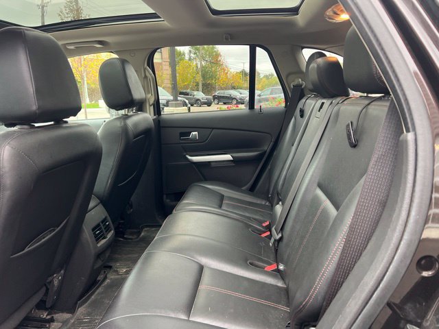 Used 2013 Ford Edge SEL FWD image 16