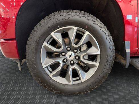 Used 2023 Chevrolet Silverado 1500 RST AWD/4WD image 29