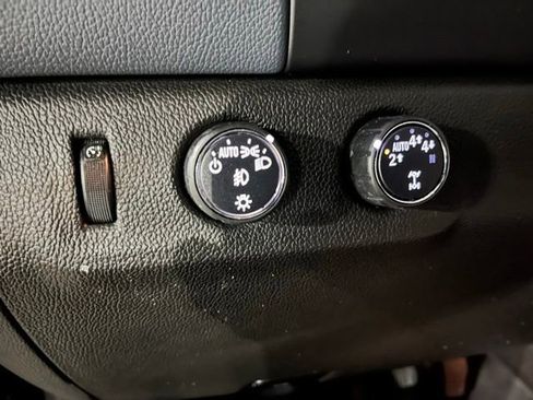 Used 2021 Chevrolet Colorado Z71 image 29