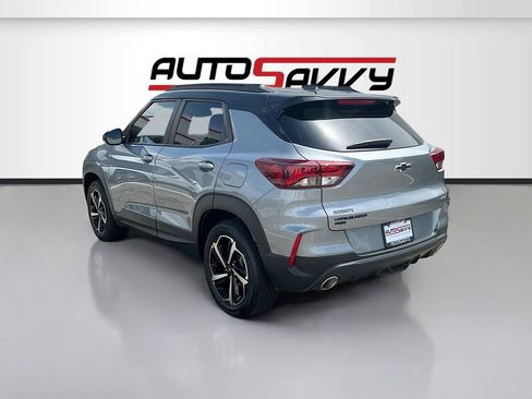Used 2023 Chevrolet TrailBlazer RS w/ Sun and Liftgate Package AWD/4WD image 5