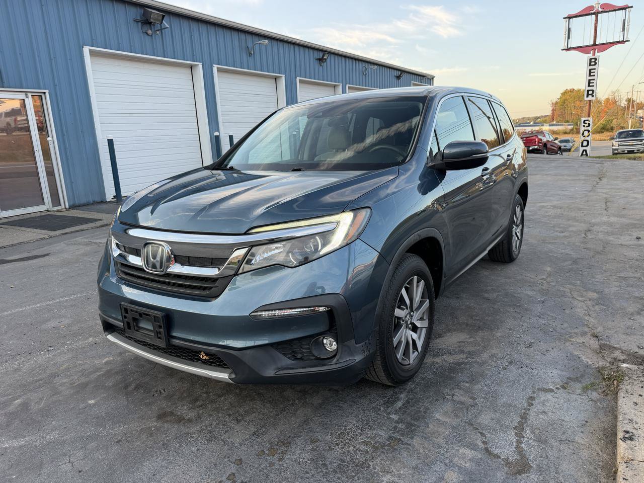 Used 2020 Honda Pilot EX image 1