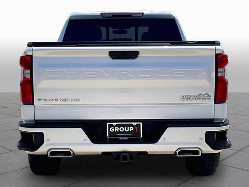 Used 2022 Chevrolet Silverado 1500 High Country AWD/4WD image 5
