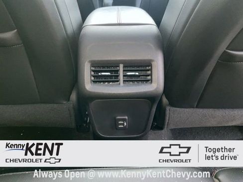 Used 2023 Chevrolet Equinox RS image 15