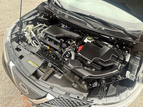 Used 2019 Nissan Rogue Sport SV image 12