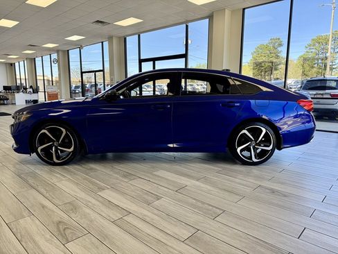 Used 2021 Honda Accord Sport image 4