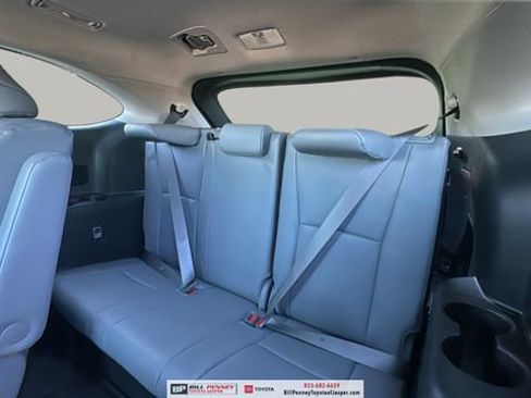 New 2026 Toyota Highlander XLE image 20