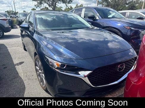 Used 2021 MAZDA MAZDA3 s FWD image 1