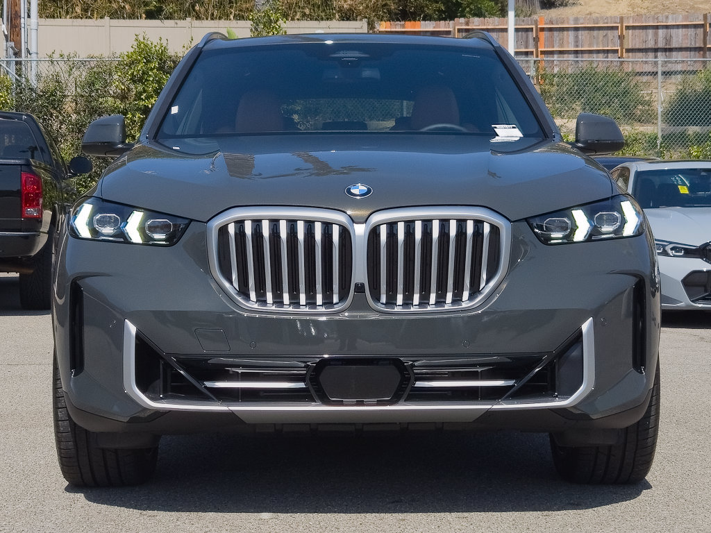 New 2026 BMW X5 sDrive40i RWD image 2