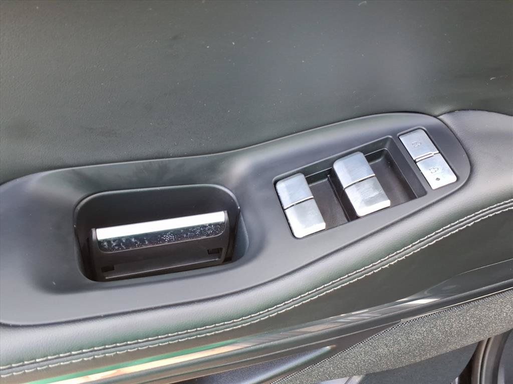 Used 2026 Lincoln Navigator Reserve AWD/4WD image 12