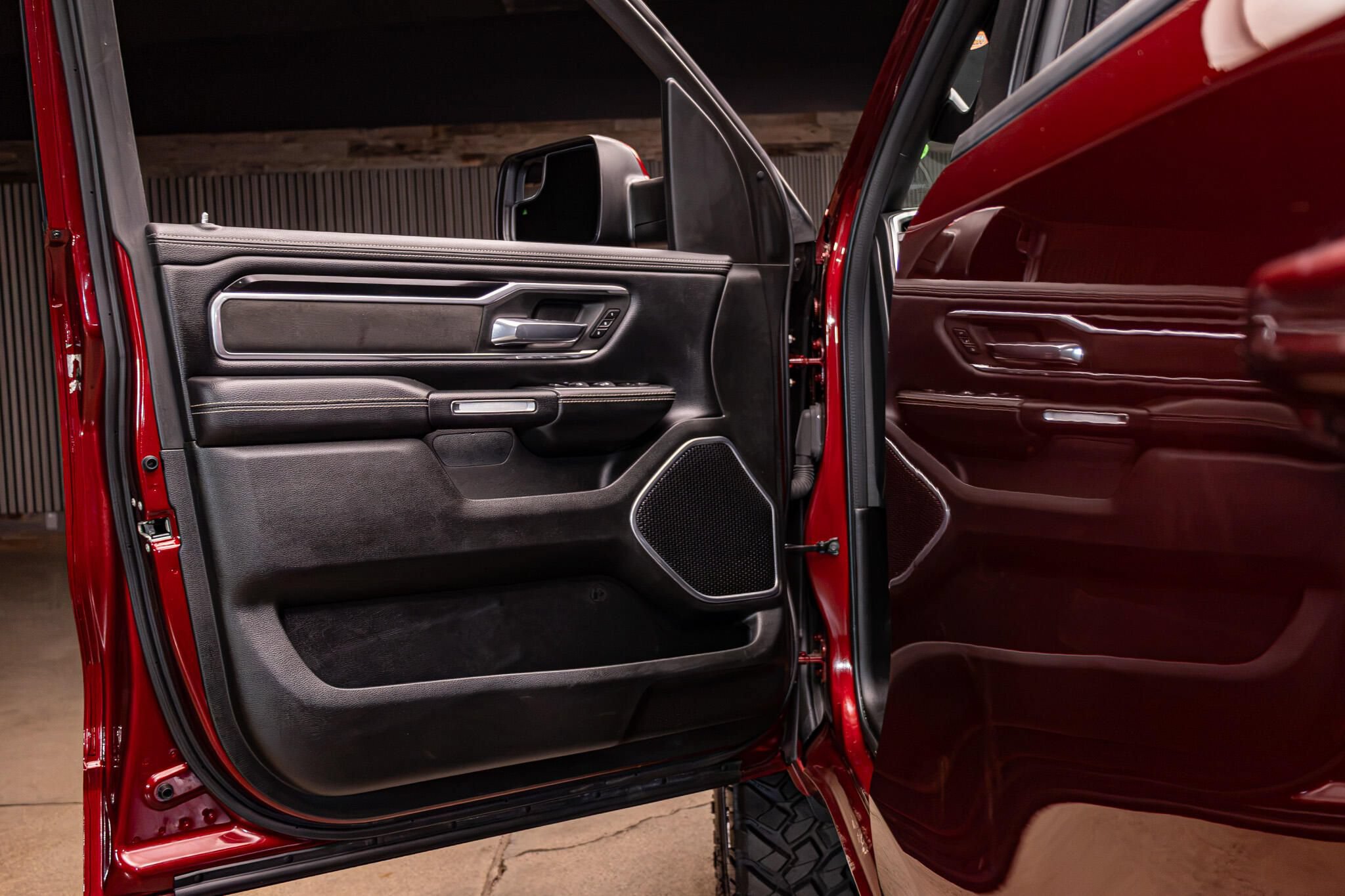 Used 2022 RAM 1500 Laramie w/ Sport Appearance Package AWD/4WD image 34