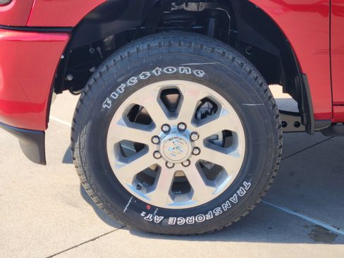 New 2026 RAM 2500 Laramie AWD/4WD image 11
