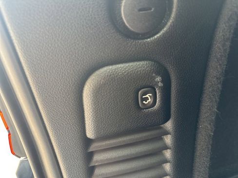 Used 2020 Dodge Durango R/T w/ Blacktop Package image 34