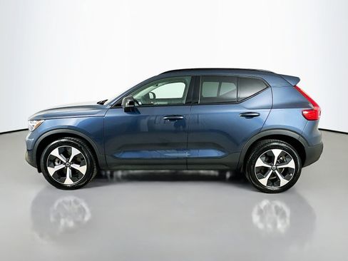 Used 2026 Volvo XC40 B5 Core w/ Protection Package Premier AWD/4WD image 8