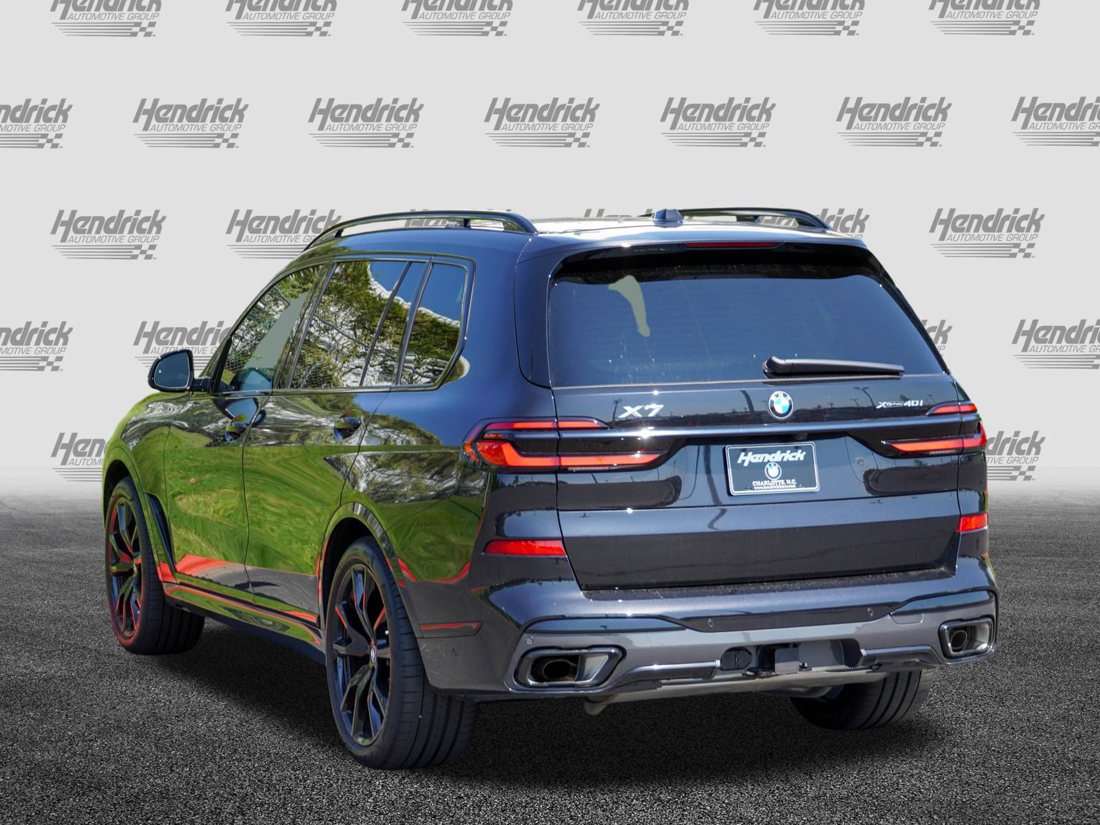Certified 2027 BMW X7 xDrive40i w/ M Sport Package AWD/4WD image 6