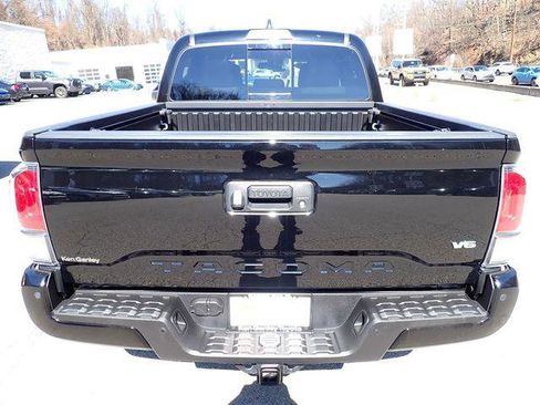 Certified 2023 Toyota Tacoma TRD Off-Road w/ Technology Package image 5