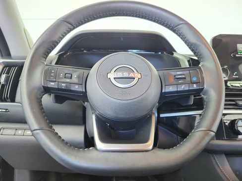 Used 2025 Nissan Pathfinder SL w/ SL Premium Package image 24