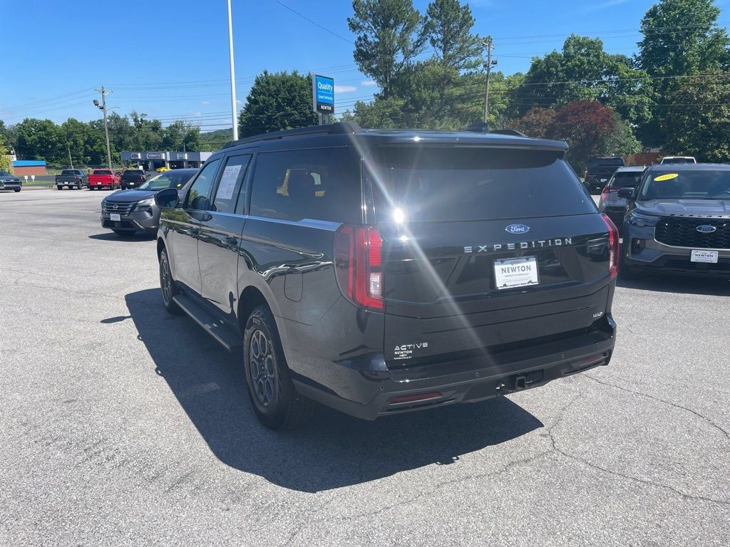 Used 2025 Ford Expedition Max Active AWD/4WD image 44
