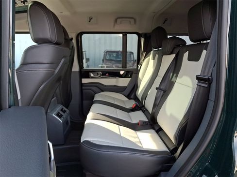 New 2025 INEOS Grenadier Fieldmaster Edition image 5