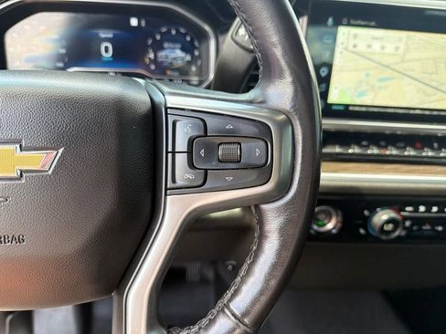 Used 2022 Chevrolet Silverado 1500 LT AWD/4WD image 45
