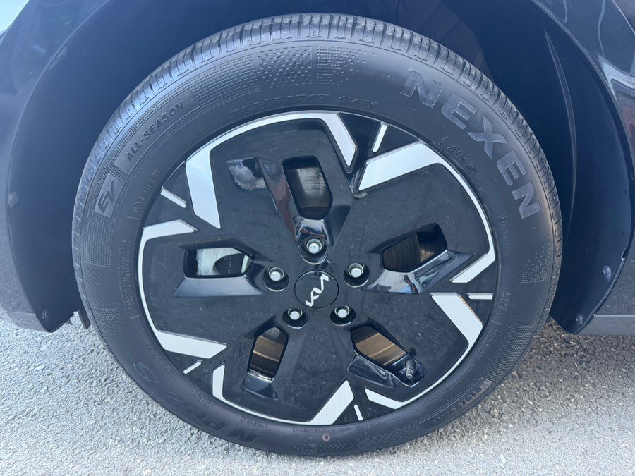 Used 2024 Kia Niro Wave FWD image 54