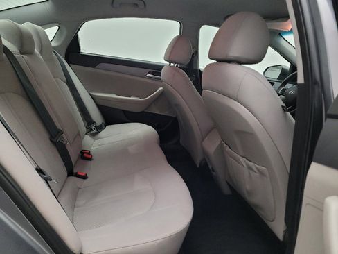Used 2019 Hyundai Sonata SE FWD image 19
