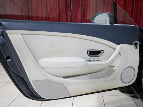 Used 2013 Bentley Continental GT w/ Color Specification Pkg image 10