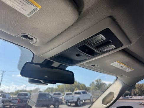 Used 2016 RAM 1500 Laramie AWD/4WD image 20