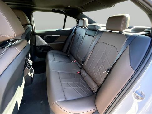 Certified 2024 BMW i5 eDrive40i w/ M Sport Package RWD image 21
