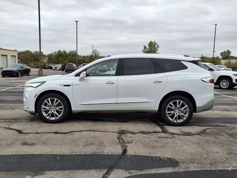 Used 2023 Buick Enclave Premium w/ Experience Buick Package image 4