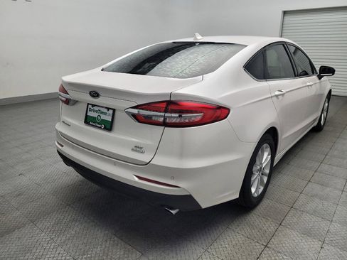 Used 2020 Ford Fusion SE FWD image 9