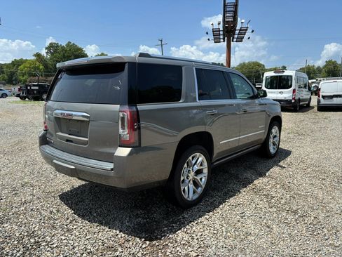 Used 2019 GMC Yukon Denali w/ Denali Ultimate Package AWD/4WD image 5