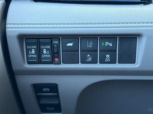 Used 2019 Honda Odyssey Elite image 35