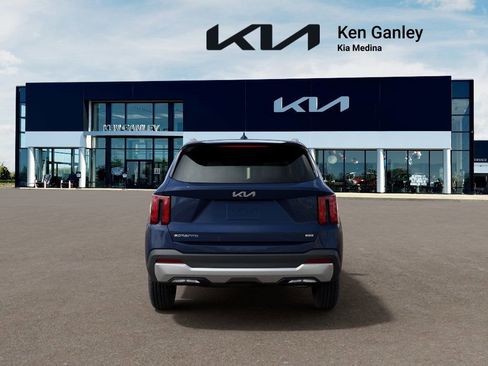 New 2026 Kia Sorento S w/ S Panoramic Sunroof Package AWD/4WD image 5