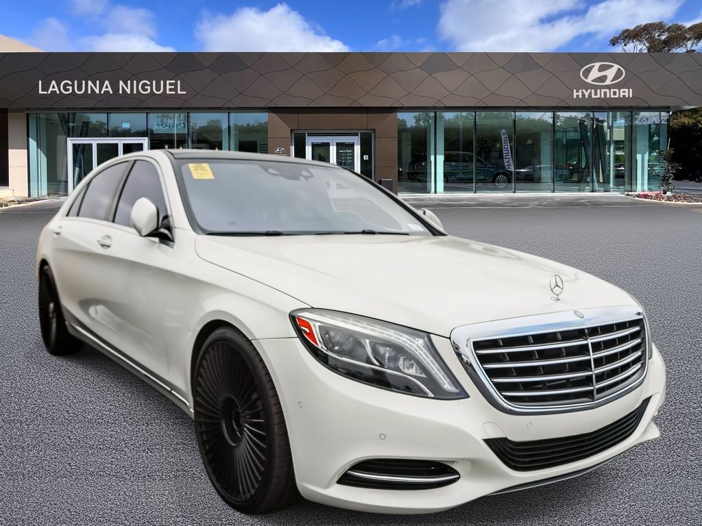 Used 2017 Mercedes-Benz S 550 Sedan image 1