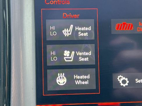 Used 2023 Dodge Challenger R/T Scat Pack w/ Plus Package image 26