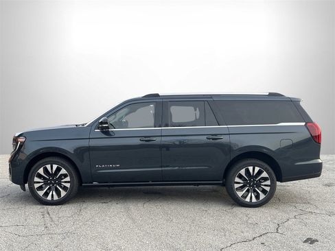 New 2025 Ford Expedition Max Platinum w/ Driver's Package image 26
