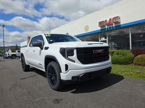 Used 2023 GMC Sierra 1500 Elevation RWD image 1