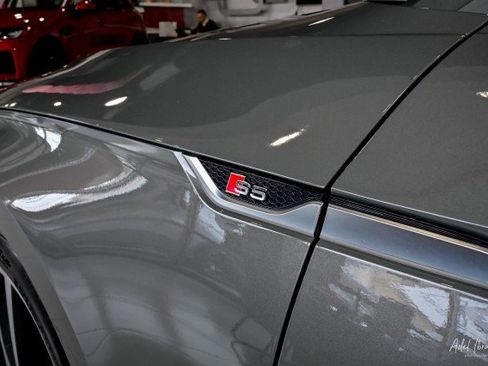 Used 2023 Audi S5 Premium Plus w/ Premium Plus image 15