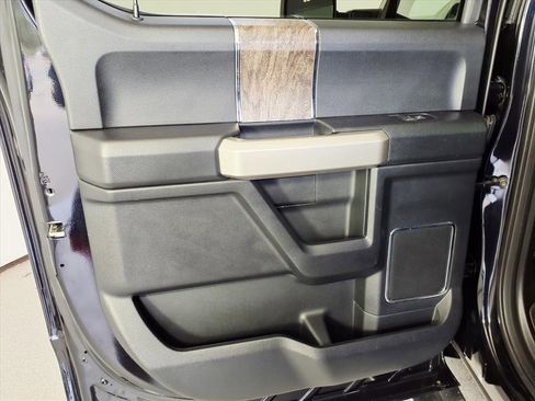 Used 2019 Ford F250 Lariat w/ Lariat Ultimate Package image 10