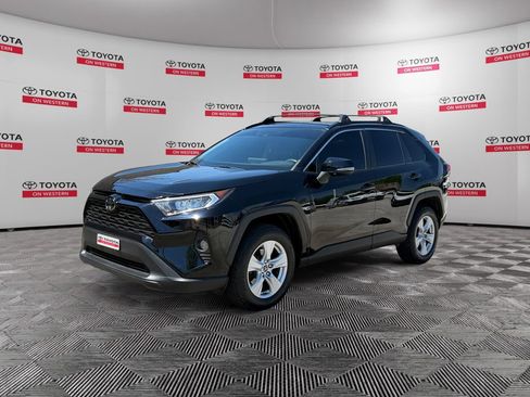Certified 2019 Toyota RAV4 XLE FWD image 7