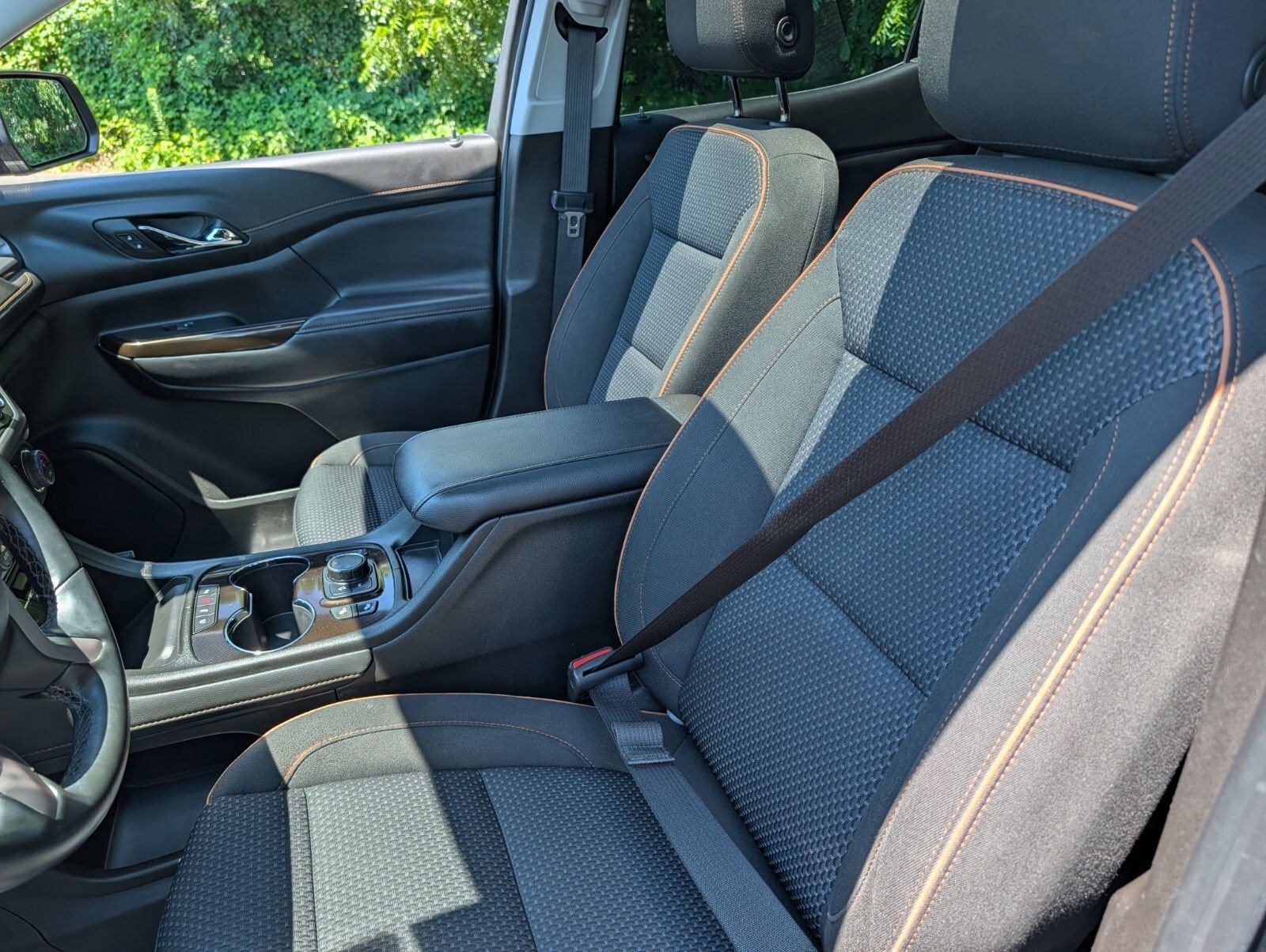 Used 2023 GMC Acadia AT4 w/ Trailering Package AWD/4WD image 20