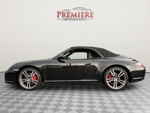 Used 2011 Porsche 911 Cabriolet image 4